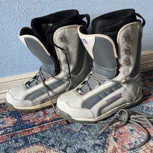 Morrow Wildflower Women’s Snowboarding Boots